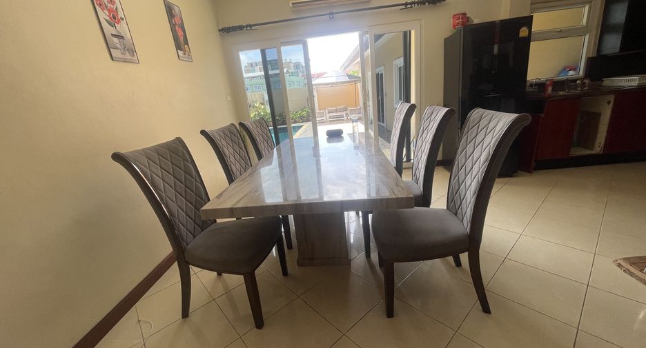 Villa en alquiler de 4 habitaciones en Mueang Phuket, Phuket
