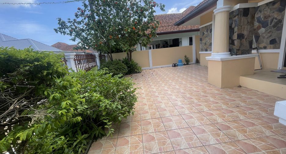 Villa en alquiler de 4 habitaciones en Mueang Phuket, Phuket