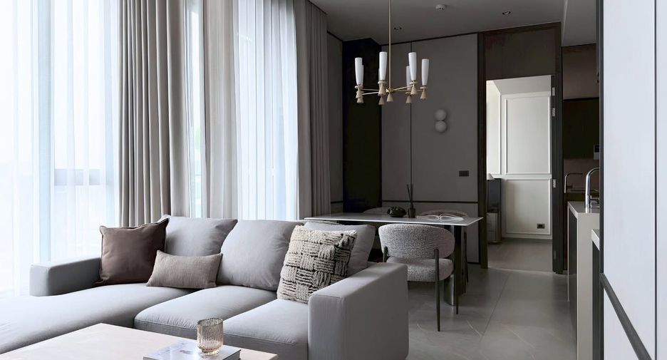 For rent 2 bedrooms condo in Khlong Toei, Bangkok