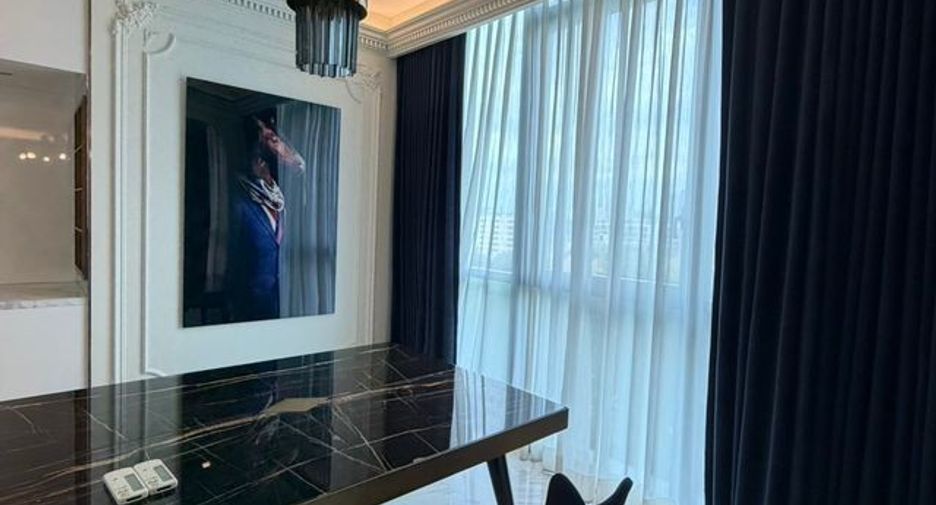 For rent 2 bedrooms condo in Watthana, Bangkok