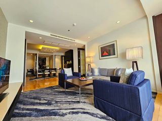 Condo en alquiler de 3 habitaciones en Khlong Toei, Bangkok