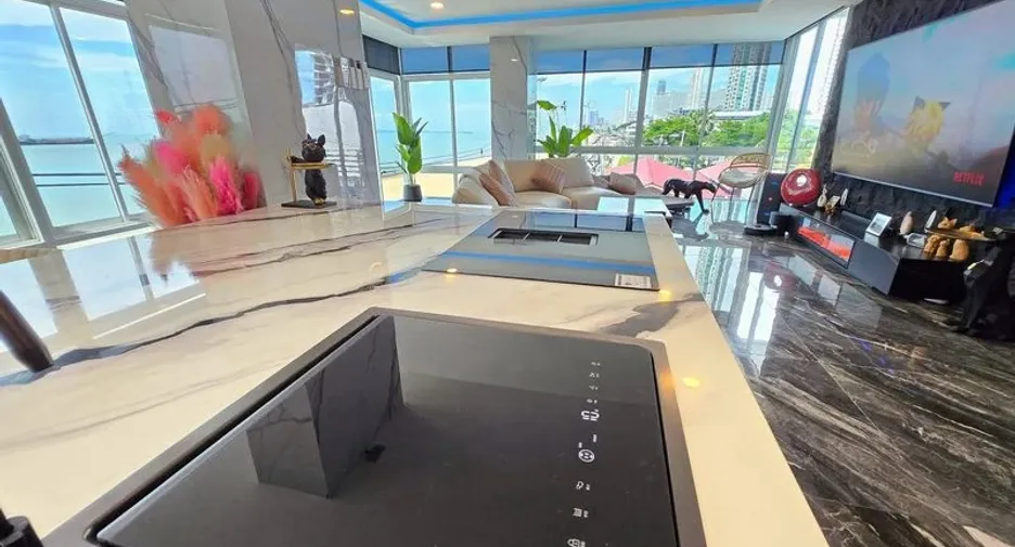 出售 3 卧室 公寓 