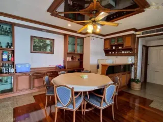 À vendre 3 chambres condo à Bang Lamung, Chonburi