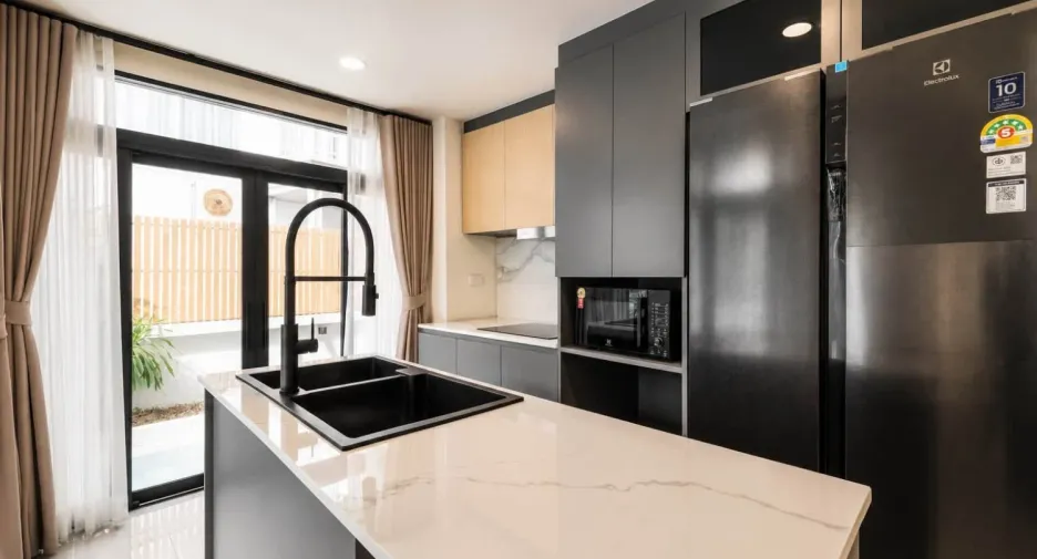 Villa en alquiler de 3 habitaciones en Bang Lamung, Chonburi