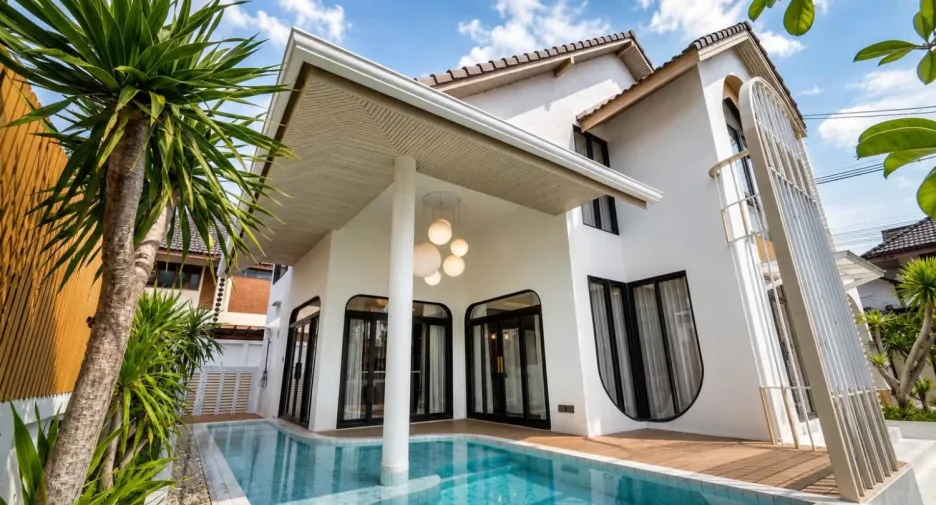 Villa en alquiler de 3 habitaciones en Bang Lamung, Chonburi