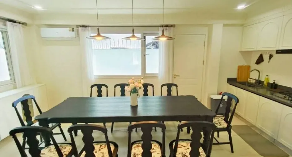 À vendre 5 chambres villa à Bang Lamung, Chonburi