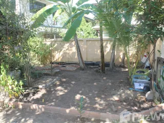 For sale 4 bedrooms house in Mueang Lampang, Lampang
