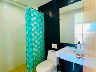 Condo en alquiler de 1 habitaciones en Mueang Phuket, Phuket