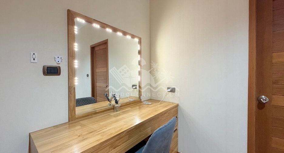Haus zur Miete mit 6 Zimmer in Bang Lamung, Chonburi