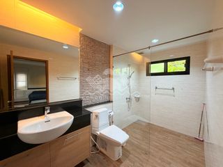 Haus zur Miete mit 6 Zimmer in Bang Lamung, Chonburi