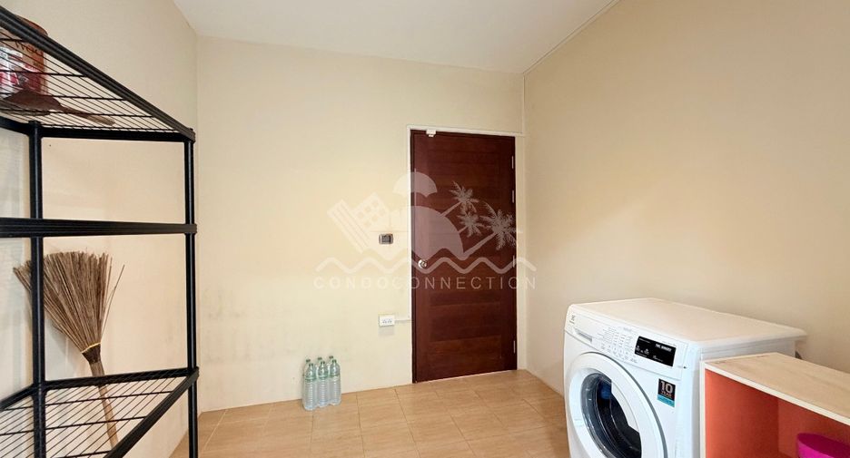 Haus zur Miete mit 6 Zimmer in Bang Lamung, Chonburi