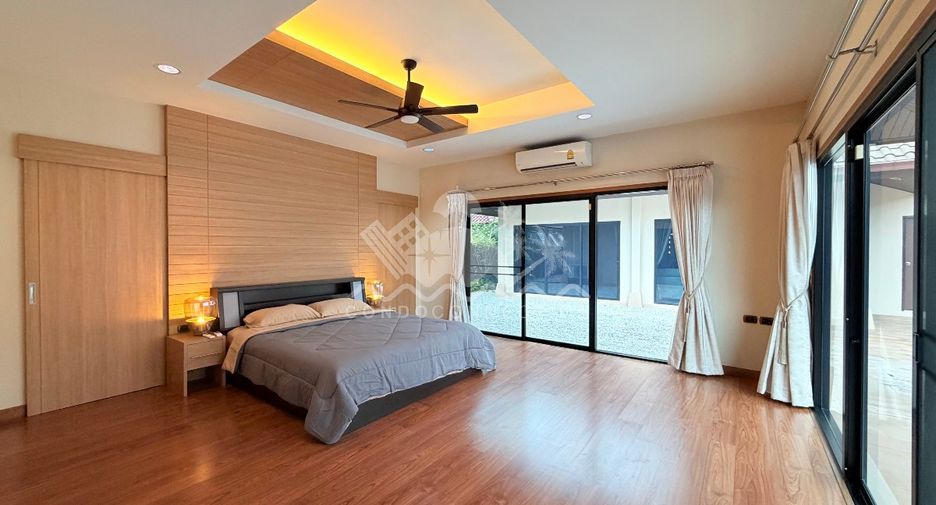 Haus zur Miete mit 6 Zimmer in Bang Lamung, Chonburi