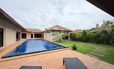 Haus zur Miete mit 6 Zimmer in Bang Lamung, Chonburi