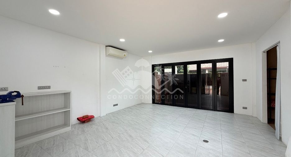 Haus zur Miete mit 6 Zimmer in Bang Lamung, Chonburi