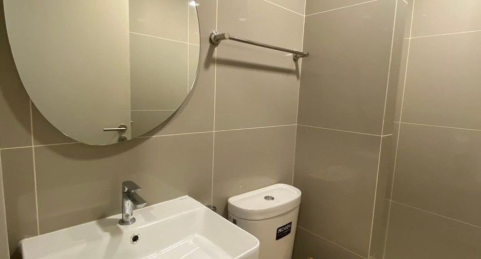 À vendre 1 chambre condo à Huai Khwang, Bangkok