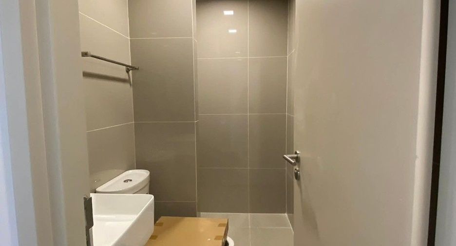 À vendre 1 chambre condo à Huai Khwang, Bangkok