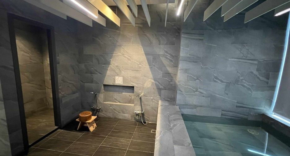 For sale 2 bedrooms condo in Ratchathewi, Bangkok