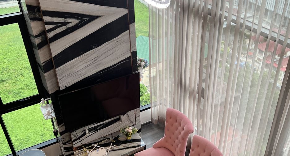 For sale 2 bedrooms condo in Ratchathewi, Bangkok