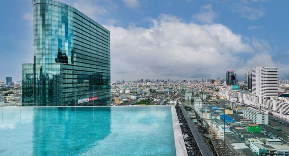 For sale 2 bedrooms condo in Ratchathewi, Bangkok
