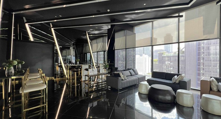 For sale 2 bedrooms condo in Ratchathewi, Bangkok