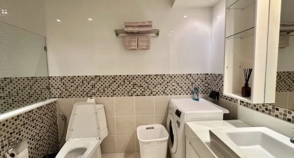 Condo en alquiler de 3 habitaciones en Bang Lamung, Chonburi