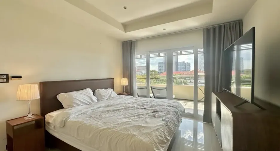 Condo en alquiler de 3 habitaciones en Bang Lamung, Chonburi