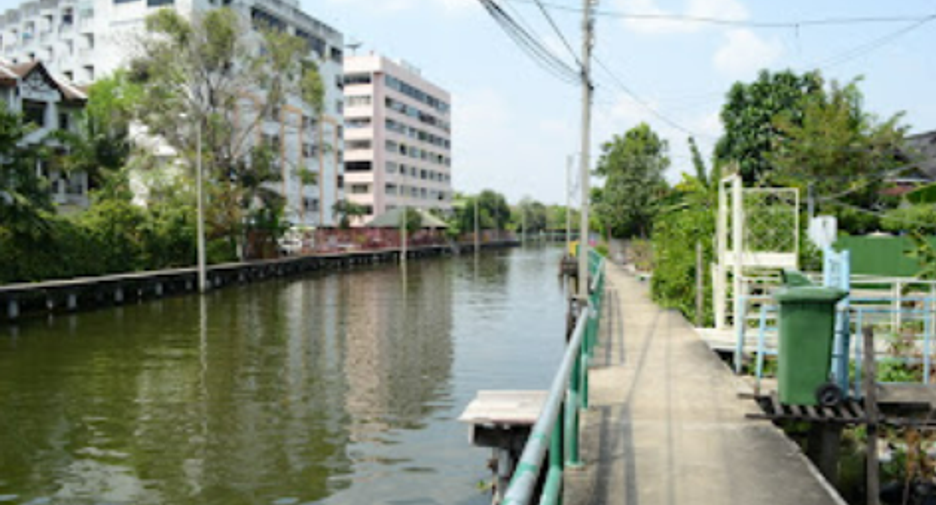 À vendre terrain à Suan Luang, Bangkok