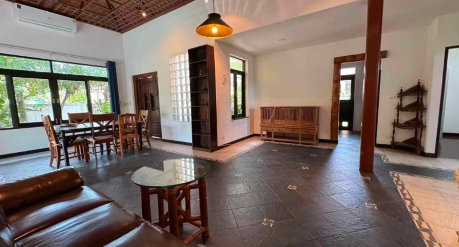 For sale 3 bedrooms house in Bang Saray, Pattaya