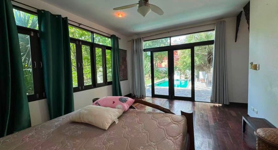 For sale 3 bedrooms house in Bang Saray, Pattaya