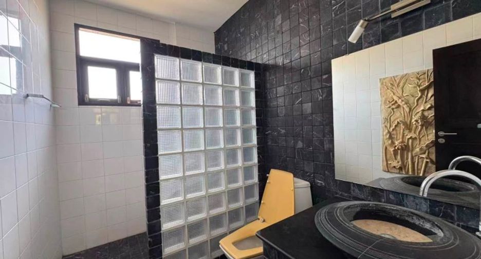 For sale 3 bedrooms house in Bang Saray, Pattaya