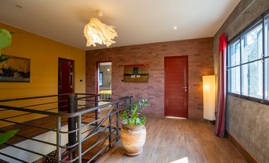 Haus zum Kauf mit 5 Zimmer in Saraphi, Chiang Mai