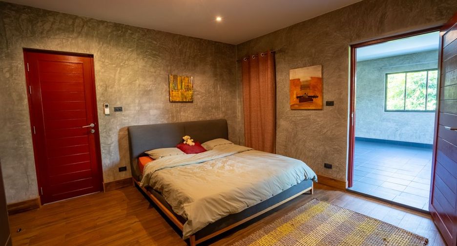 Haus zum Kauf mit 5 Zimmer in Saraphi, Chiang Mai