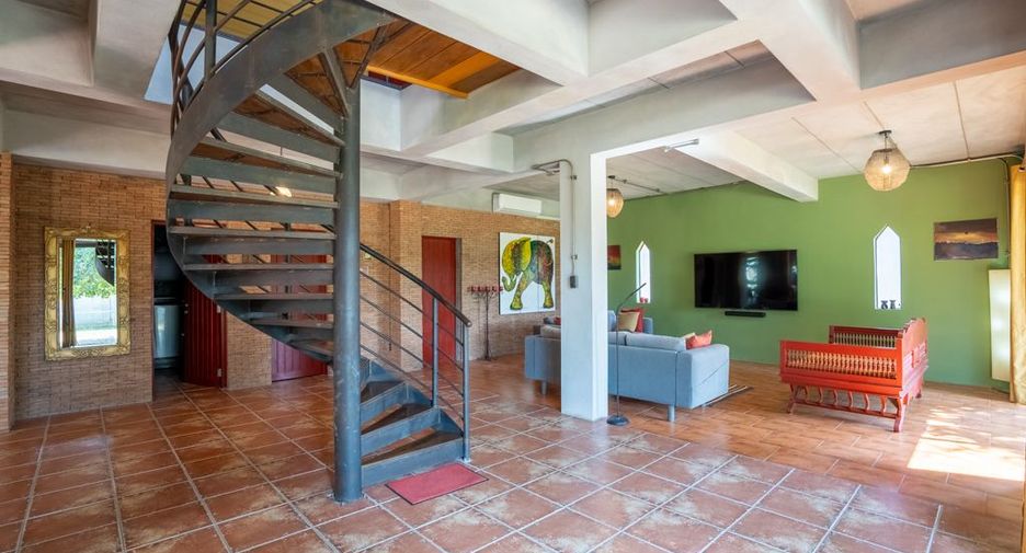 Haus zum Kauf mit 5 Zimmer in Saraphi, Chiang Mai