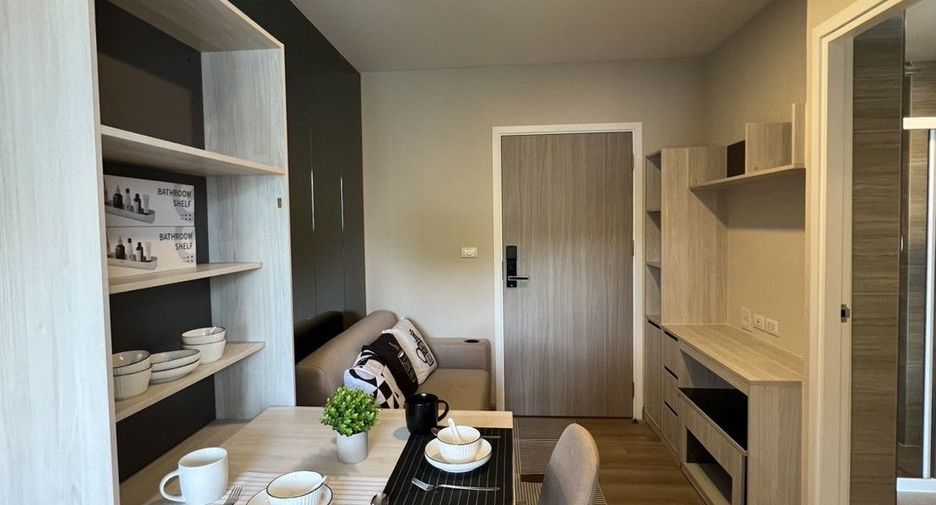 For sale 1 bed condo in Si Racha, Chonburi