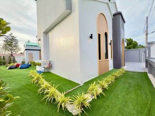 À vendre 5 chambres villa à Bang Lamung, Chonburi