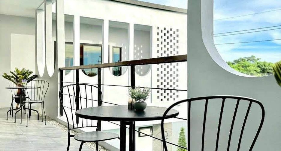 À vendre 5 chambres villa à Huay Yai, Pattaya