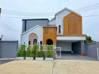 À vendre 5 chambres villa à Bang Lamung, Chonburi