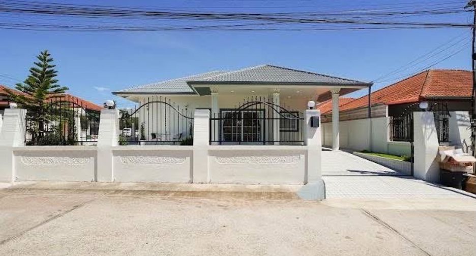 Продажа 3 спальни дом в Йомтиен, Паттайя