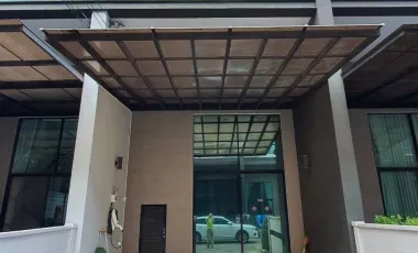 For sale and for rent 3 bedrooms townhouse in Bang Khen, Bangkok