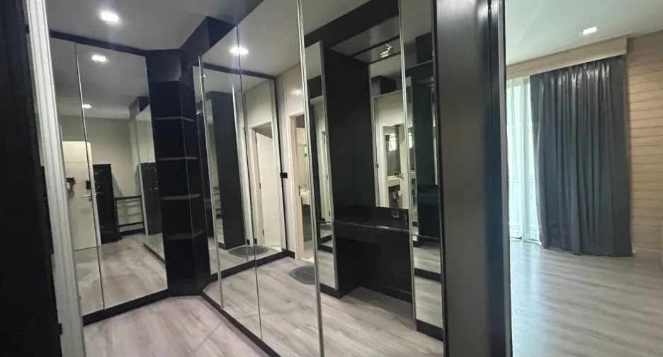 For sale and for rent 3 bedrooms townhouse in Bang Khen, Bangkok