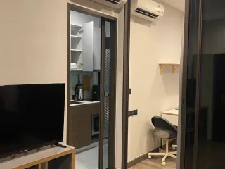 Condo en alquiler de 2 habitaciones en Bang Phlat, Bangkok