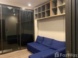 Condo en alquiler de 2 habitaciones en Bang Phlat, Bangkok