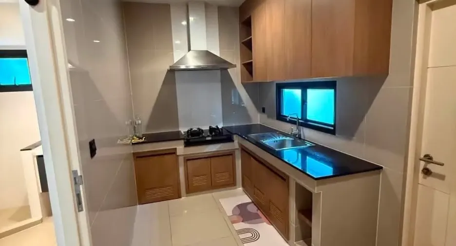For rent 3 ベッドルーム house in Bang Kapi, Bangkok
