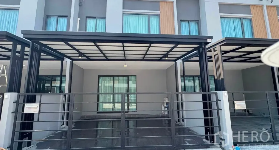 Reihenhaus zur Miete mit 3 Zimmer in Bang Phli, Samut Prakan
