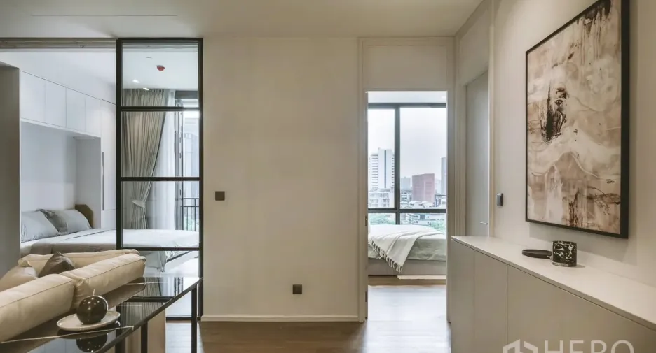 For rent 2 bedrooms condo in Pathum Wan, Bangkok