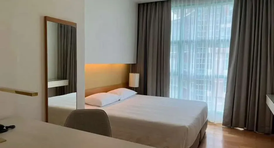Condo en alquiler de 3 habitaciones en Bang Kho Laem, Bangkok
