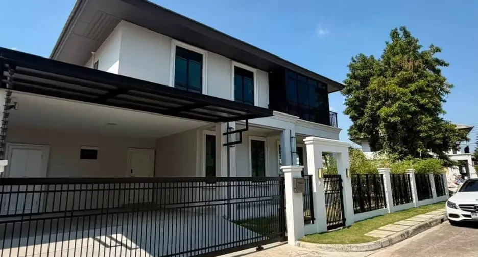 Аренда и продажа 3 спальни дом в Пращет, Бангкок