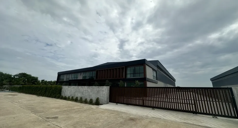 For rent and for sale warehouse in Bang Len, Nakhon Pathom