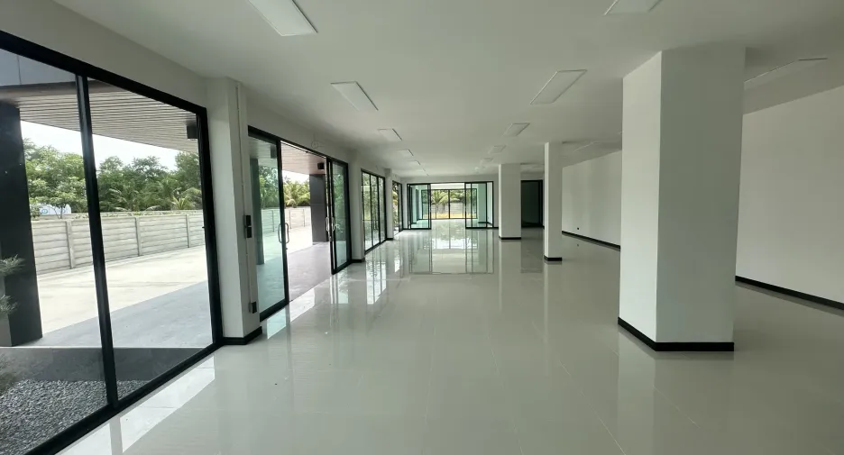 For rent and for sale warehouse in Bang Len, Nakhon Pathom