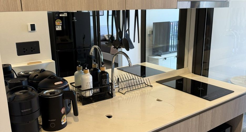 For rent 1 Beds condo in Khlong San, Bangkok